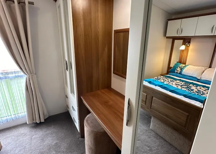 8 Berth Waterside Ingoldmells Skegness R22 Santanavan 6