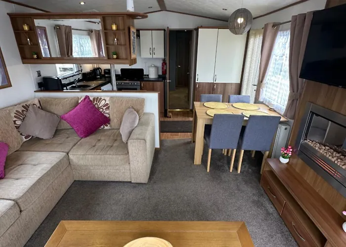 8 Berth Waterside Ingoldmells Skegness R22 Santanavan 6