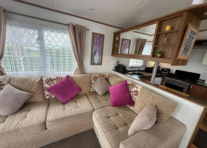 8 Berth Waterside Ingoldmells Skegness R22 Santanavan 6