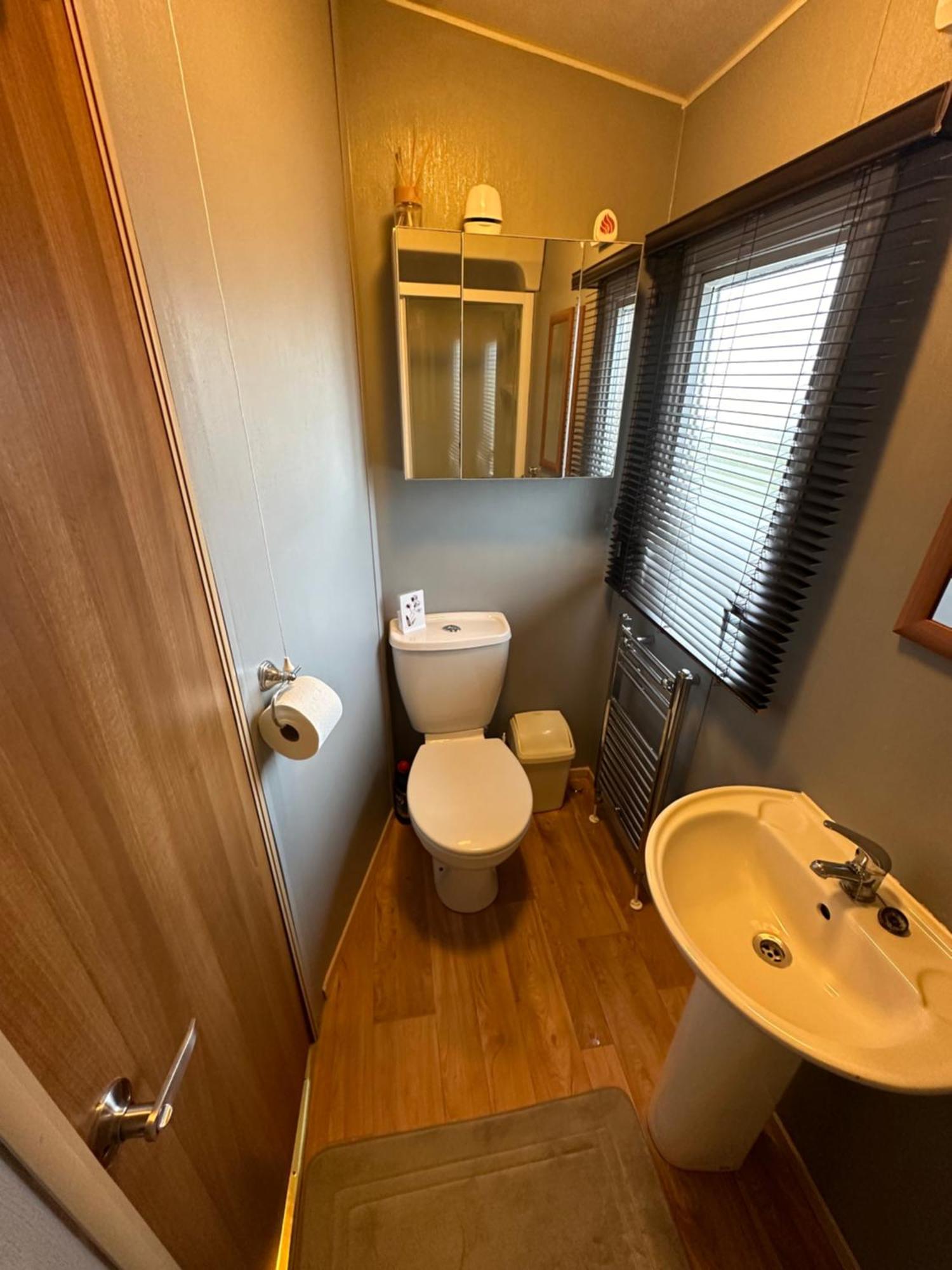 Campsite 8 Berth Waterside Skegness R22 Santanavan 6 *